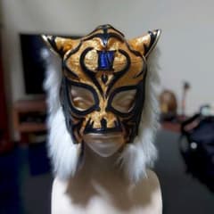 4代目タイガーマスク プロレスマスク デポマート製 新日本プロレス公式タグ付 公式タグ付 4代目タイガーマスク マスク デポマート 新日本プロレス