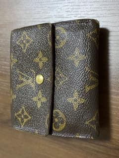 LOUIS VUITTON モノグラム 三つ折り財布のサムネイル