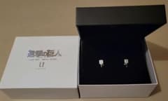 U-TREASURE 진격의 거인 자유의 날개 귀걸이 엘빈 리바이
