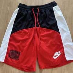 NIKEバスパンのサムネイル