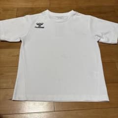 hummel 冷感ホワイト Tシャツ 140センチのサムネイル