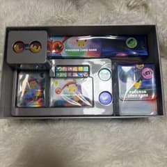 ポケモン30thCELEBRATION FUTURISTICBOXサプライ