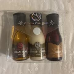 Pola Aroma Ess Gold 旅行用シャンプーセットのサムネイル