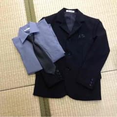 入学式男児スーツのサムネイル