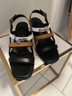 HERMES エルメス ケリー サンダル 36 バイカラー ブラック ブラウン HERMES エルメス ケリー サンダル 36 バイカラー ブラック ブラウン