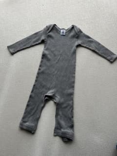 ふ*こ様 PETIT BATEAU グレー リブロンパースのサムネイル