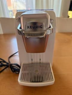 ☆人気 キューリグ（KEURIG） コーヒーメーカー BS300 (ホワイト