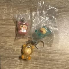 クレヨンしんちゃん めじるしアクセサリー くまパジャマ 3種セットのサムネイル