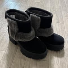 UGG BROOKLYN SUNBURST ムートンブーツ 厚底 22cm UGG BROOKLYN SUNBURST ムートンブーツ厚底 23cm - メルカリ