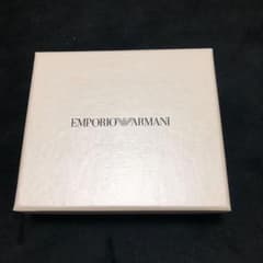 新品未使用EMPORIOARMANIカードケースのサムネイル
