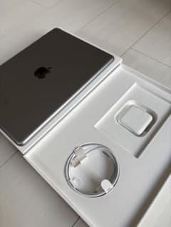 Apple iPad スペースグレー 未使用のサムネイル