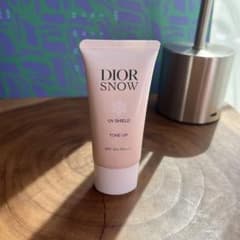 DIOR SNOW UV SHIELD TONE UP 30mlのサムネイル