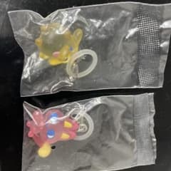 たまごっち めじるしアクセサリー 2個セットのサムネイル