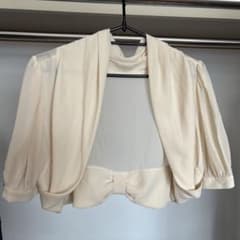 ボレロ　色々な服に合わせやすいです♪のサムネイル