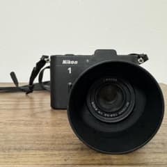Nikon 1 V1 + VR 30-110mm バッテリー2個 付属品多数 Nikon 1 V1 + VR 30-110mm バッテリー2個 付属品多数 - メルカリ