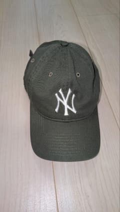 newera 9twenty ヤンキース　カーキのサムネイル