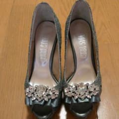 プールサイド　パンプスのサムネイル