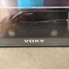 トヨタ VOXY ミニカーのサムネイル