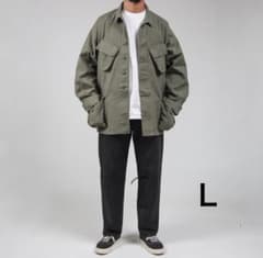 新品 OVY Jungle Fatigue Duck Jacket カーキ Ｌのサムネイル