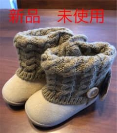 ムートンブーツのサムネイル