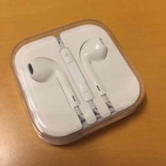 iPhone 純正イヤホンのサムネイル