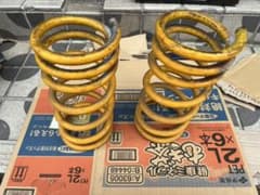 100系ハイエースワゴン　ZOOMダウンサス　2WD用　カット済みのサムネイル