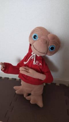 E.T.ぬいぐるみのサムネイル