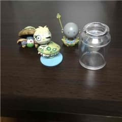 村上隆 フィギュア 4体のサムネイル