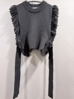 HYKE フリンジニットベスト カーキ - メルカリ