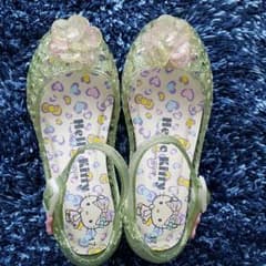 キッズサンダルのサムネイル