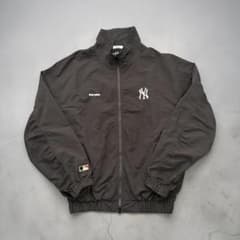 Perushu × MLB スタンドネックナイロンジャケット ブラック Lサイズ 