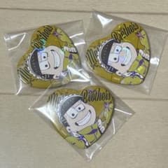 十四松 ジャージメイド ハート缶バッジ - メルカリ