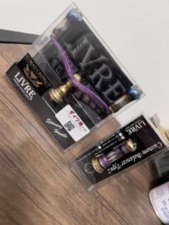 LIVRE スピニングハンドル カスタムバランサー付き MAD CROW - メルカリ