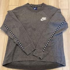 yui様専用！　NIKEトレーナーのサムネイル
