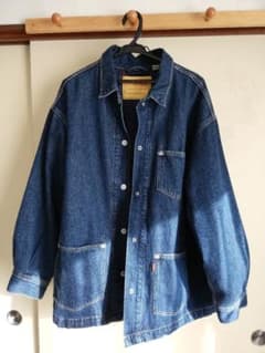 【美品】Levi's RED　デニムキルトジャケットのサムネイル