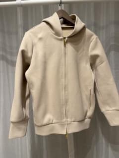 パーカーのサムネイル