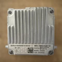 TOYOTA YARIS CROSS 8646C-52050 (2021) - メルカリ