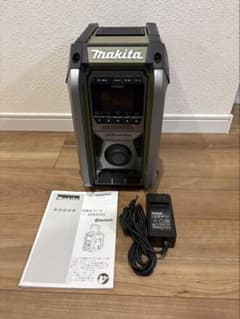 お値下げしましたMakita 充電式ラジオ MR005G 本体　マキタ　ラジオのサムネイル