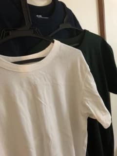 ユニクロ UNIQLO Tシャツ カットソーのサムネイル