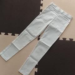 ゆいろん様専用！スキニーパンツのサムネイル