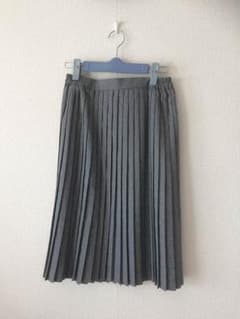 【専用】新品 グレー プリーツスカートのサムネイル