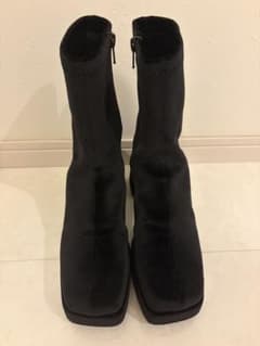 MOUSSY ブラック 厚底ショートブーツ　ベロア生地のサムネイル