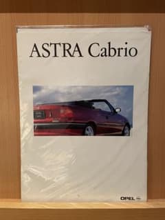 【新品】Opel Astra Cabrio カタログ オペル　アストラ　カブリオのサムネイル