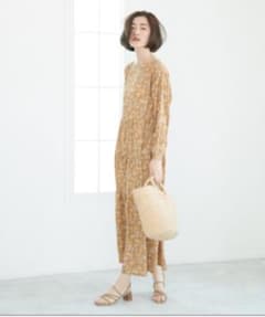 ロペピクニック　花柄ロングワンピースのサムネイル