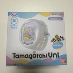 Tamagotchi Uni Prism White たまごっちプリズムホワイトのサムネイル