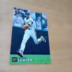 Calbee プロ野球カード イチロー 2000 - メルカリ