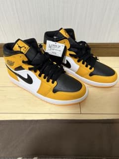 Nike Air Jordan 1 Mid Taxiのサムネイル