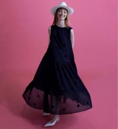 SHE tokyo Nadia dot ネイビー✖️ブラック　23SS 新品タグ付のサムネイル