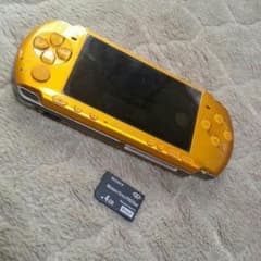 PSP 3000 ゴールド＋4GBのサムネイル