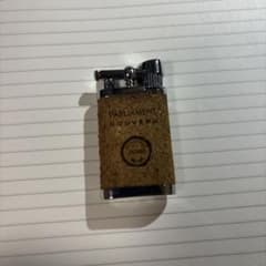 パーラメントの2010年の記念ライターですオイルは入っていません。少し傷ありのサムネイル